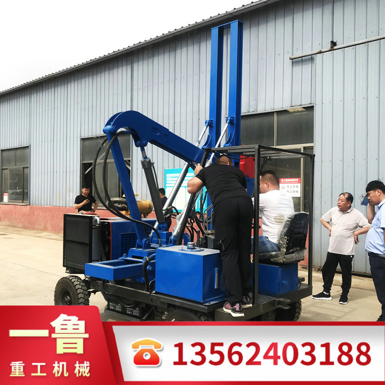 小四轮打桩机17